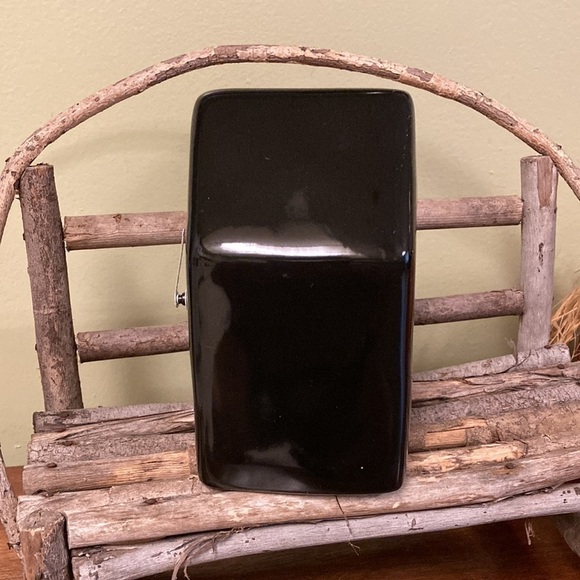 NEW! Rae Dunn  BLACK HAUNTED HOUSE TABLETOP HALLOWEEN CLOCK - Picture 5 of 8